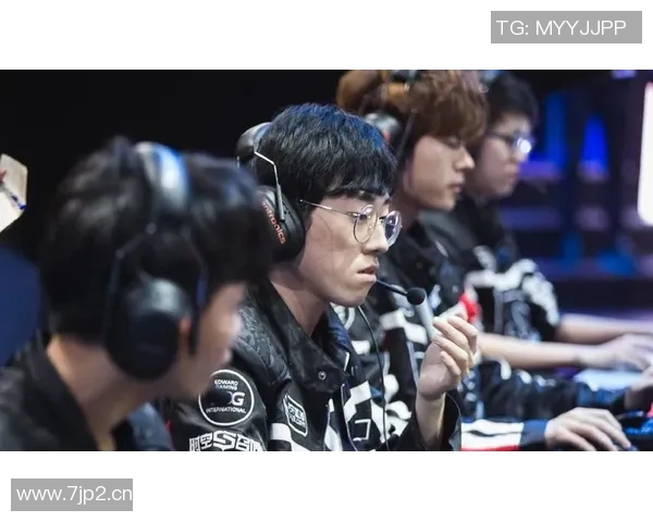 聚焦和平精英EDG战队默契配合与战术分析探讨